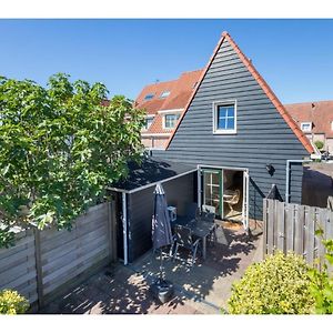 Quietly Located House Within Walking Distance Of The Beach